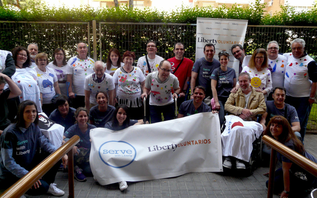 Voluntarios Liberty Seguros en AMDEM